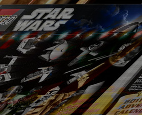 New LEGO 2011 Star Wars ADVENT CALENDAR - Xmas Set 7958 w/Yoda Santa Chewbacca