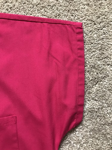 Simply Basic Womens Medical Scrub Top V-Neck Raspberry Small - Picture 3 of 3