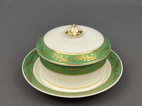 Early 19th Century Bloor Derby Apple Green Lidded Butter Dish with Underplate - Picture 12 of 19