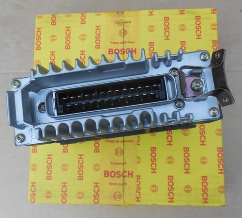 Centralina Mercedes Benz 190 E 2.3 [201] Mercedes A0065455532 Bosch 0280800240  - Foto 3 di 8