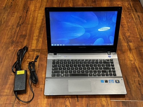 Samsung NP-QX411L NPQX411 Notebook Intel i5-2450M 2.5GHz 6GB RAM 1TB HDD Laptop - Picture 1 of 12