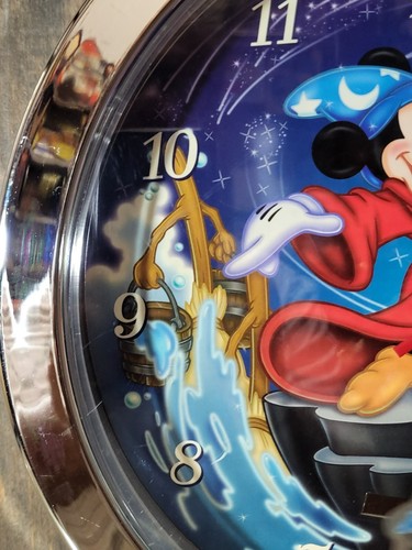 Vintage Disney Wall Clock Sorcerer Mickey Fantasia - Works - Sweeping Broom - Picture 5 of 15
