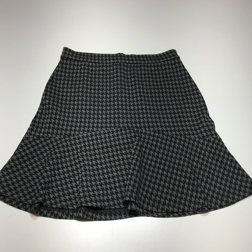 Banana Republic Skirt Womens Size 2 Black Gray Knit Houndstooth Swing Trumpet - Picture 3 of 12