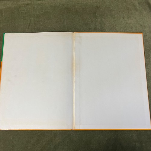 5 ASTERIX Books by R. Goscinny & A. Uderzo - Hardcover - Foto 42 di 43