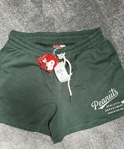 BNWT Green Peanuts shorts