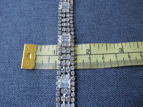 Vintage schönes Design Armband klar Strass versilbert Metall - Bild 4 von 12