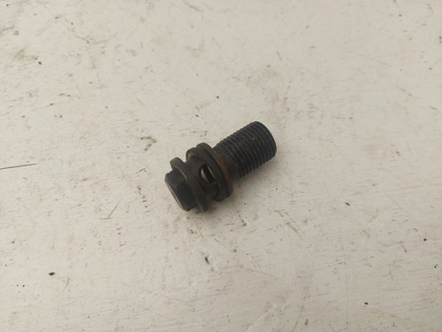 Suzuki GSXR 750 1100 F G H J K RK L Banjo Bolt Oil Cooler - Picture 2 of 5