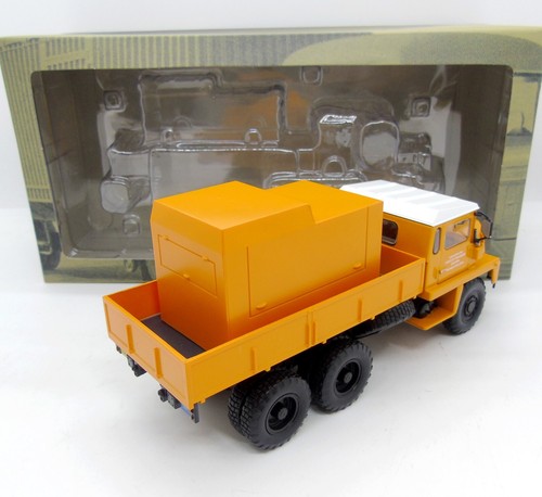 GC3741 IXO / BERLIET GBC MT8 PONTS ET CHAUSSEES COMPRESSEUR AUTUN 71 1/43 - Picture 2 of 4