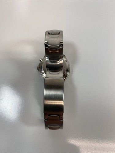 Reloj Honda Marca Dama Cara Blanca Retroiluminado Funciona Nuevo Estado ¡Batería Nueva! - Imagen 4 de 6