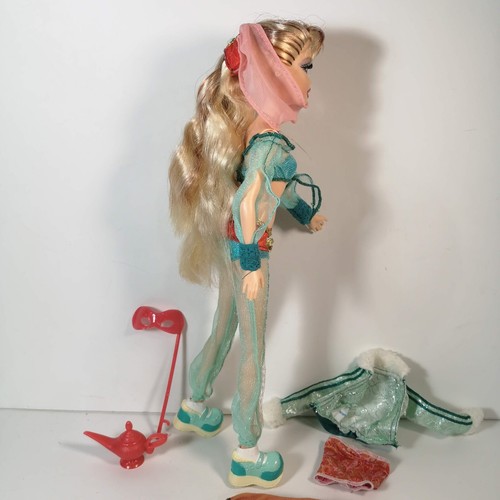 My Scene Masquerade Madness Delancey 'Dream Genie' Doll, Outfits, + Accessories - Picture 8 of 12