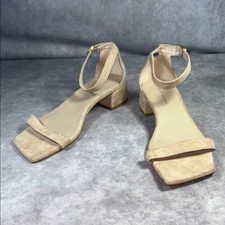 EUC Stuart Weitzman Elegant Tan Women's Sz US 9 Block Heel Sandals Nude Suede