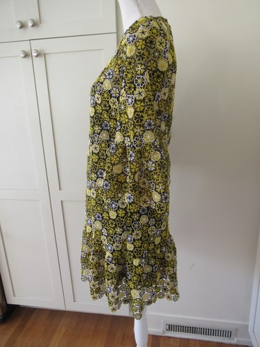 CH Carolina Herrera Navy & Yellow Floral Embroidered Mini Dress size 4 - Picture 3 of 9