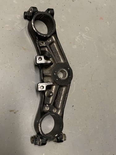 01 Kawasaki ZG 1000 Concours Front Upper Triple Tree Clamp Fork ZG1000 - Picture 5 of 8