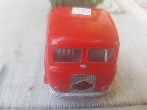 Transportador de coche siku V100 Henschel verde pálido/rosa claro - Imagen 3 de 5