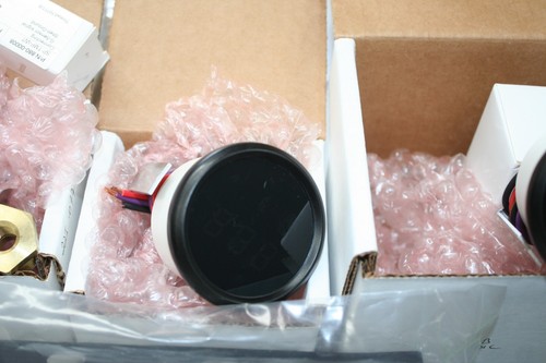 Digital Gauges 2-1/16" 3-Gauge Panel With Voltmeter / Water Temp / Oil Pressure - Imagen 5 de 7