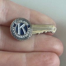 Vintage Kiwanis International Key Pin – Blue and Silver Service Club Badge