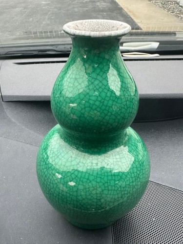 Chinese Antique Green Crack Glazed Vase China Qing Period 1800S-1899S