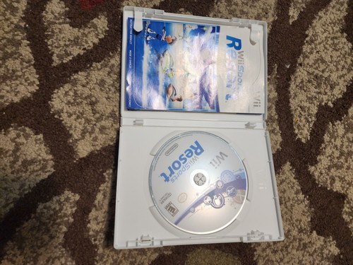 Wii Sports Resort (Wii, 2009) CIB Complete in Box | Tested & Working - Picture 3 of 3