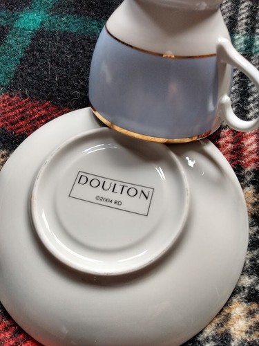 Royal Doulton Bruce Oldfield Blue Coffee/Tea Cup+ Saucer 4 Duos available vgc - Picture 5 of 7