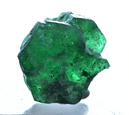 Natural Unique Emerald Crystal From Swat Pakistan 6 Carat - Picture 2 of 6