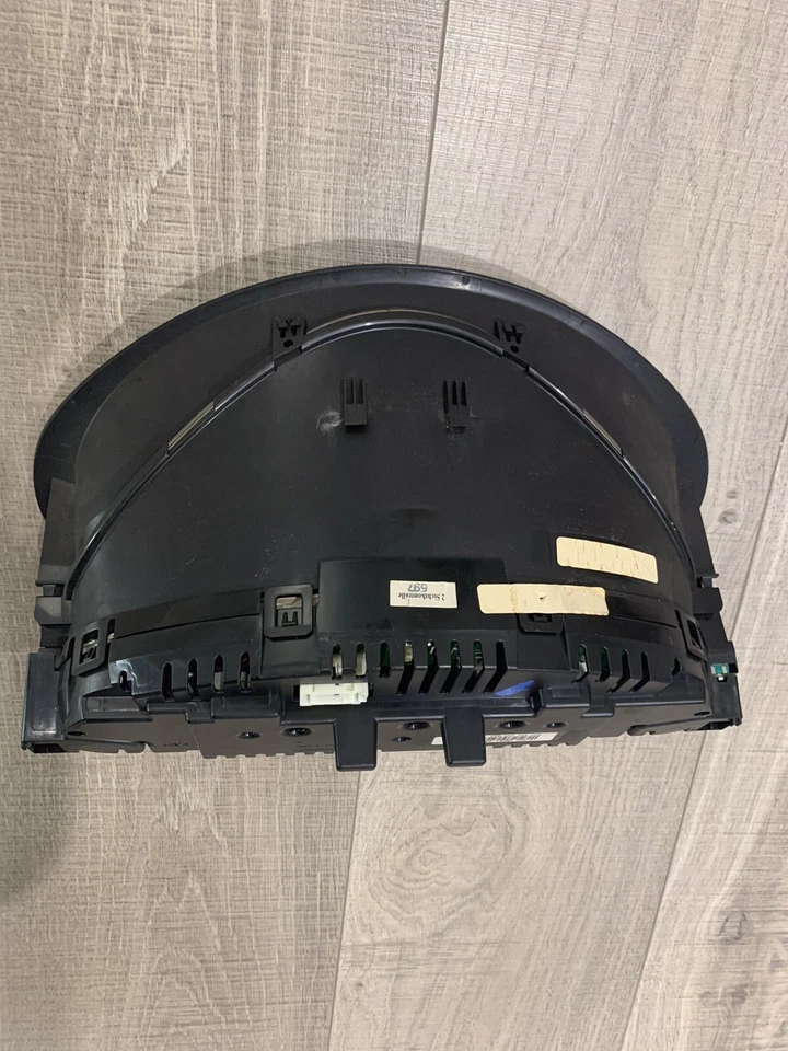 Mercedes Benz Clase C C240 2005 OME velocímetro cuadro de instrumentos. Foto 3 de 4