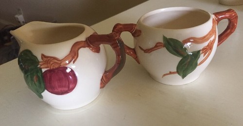 Franciscan Apple Creamer And Sugar - Picture 3 of 12