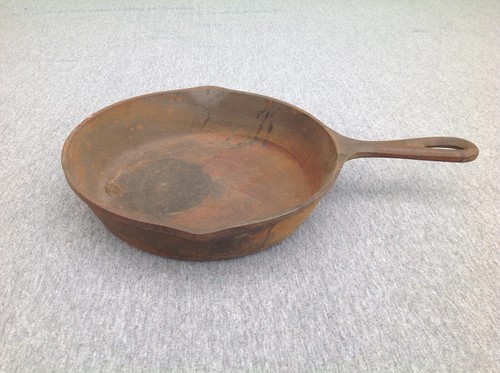 7" Lodge Cast Iron Skillet - Picture 3 of 12