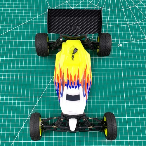 Actualizaciones de alerón trasero de fibra de carbono para coche de radiocontrol LOSI 1/16 Mini-B Buggy - Imagen 8 de 8