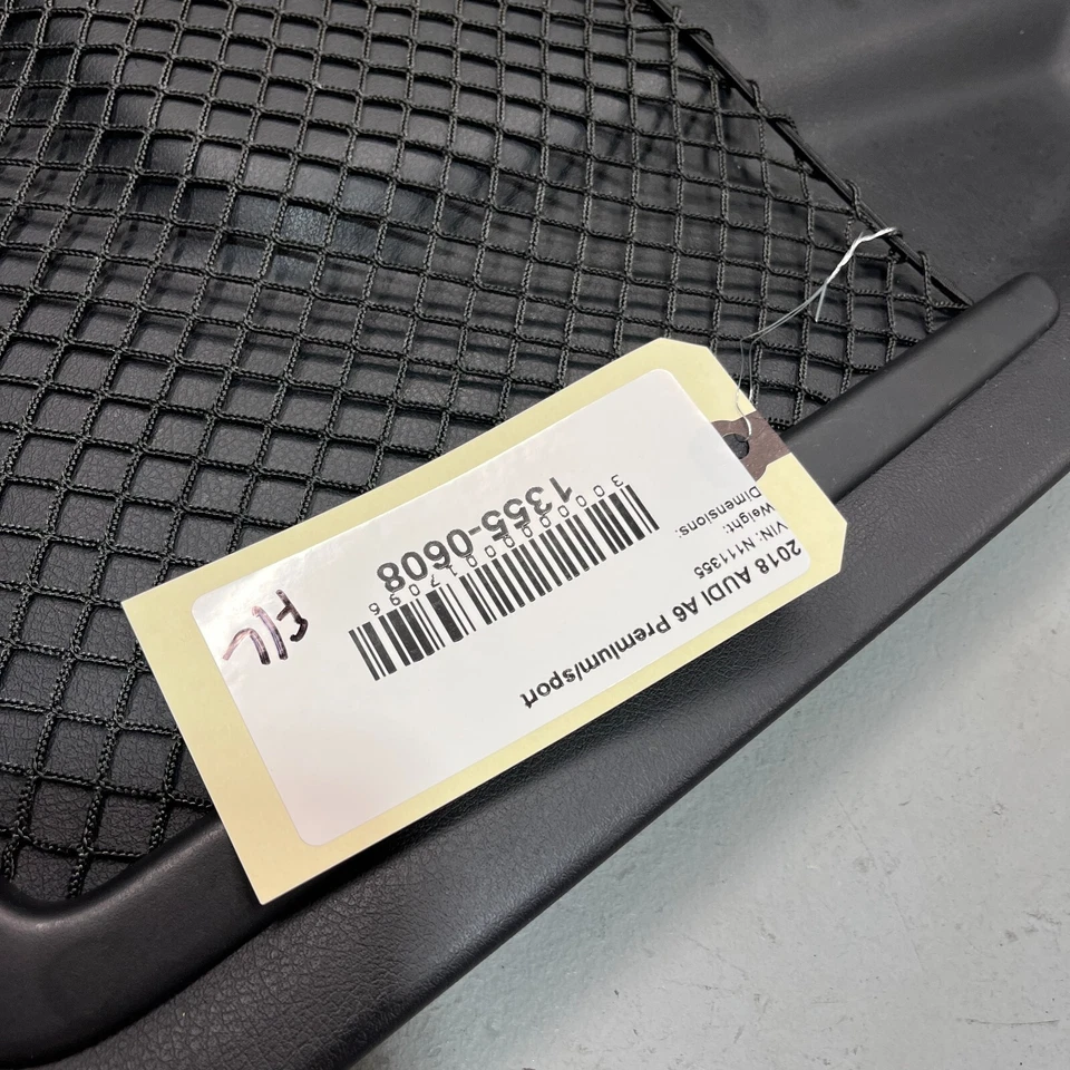 Cubierta de moldura del panel del asiento trasero superior izquierdo o derecho OEM 1 PIEZA AUDI A6 2016-2018 Foto 2 de 4
