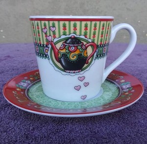 Mary Engelbreit Comfort And Joy Holiday Tea Cup And Saucer 2003 8 Oz