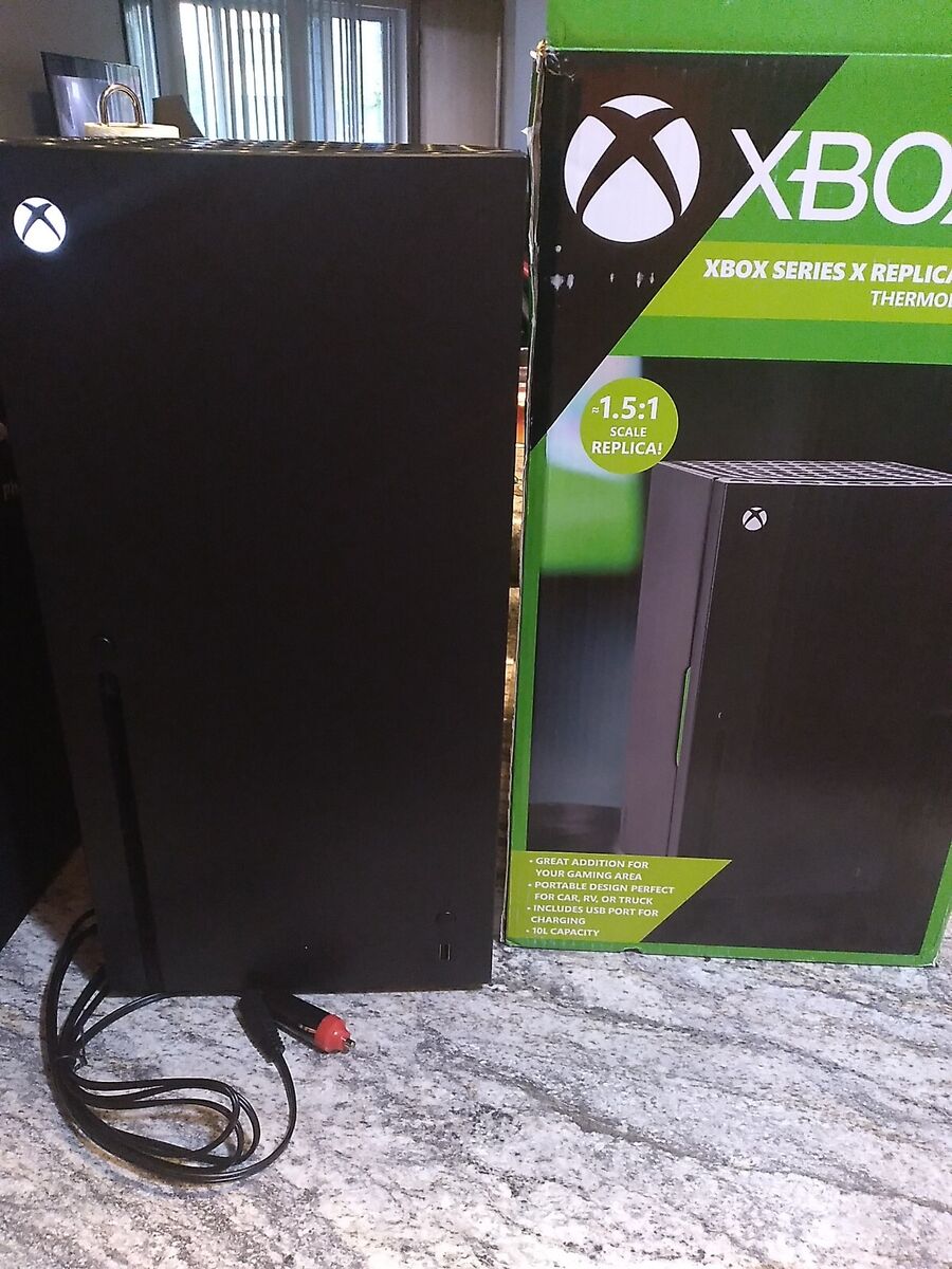 Mini Xbox Gaming Fridge