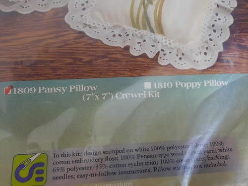 Creative Expression Crewel 7"x 7" Stiefmütterchen Kissen-Set. Vintage 1981. NOS. - Bild 7 von 7
