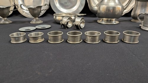 Colección de vajilla de peltre lote de 35 piezas Empire Woodbury Wilton York y más - Imagen 15 de 24