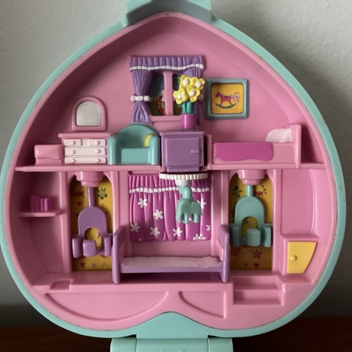 Vtg Polly Pocket Bluebird Babysit Collection Babytime Fun Blue Heart Compact - Picture 2 of 10