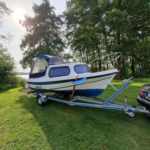 Motorkajütboot Aqualine 515 mit Zubehör und TRAILER - Bild 2 von 11