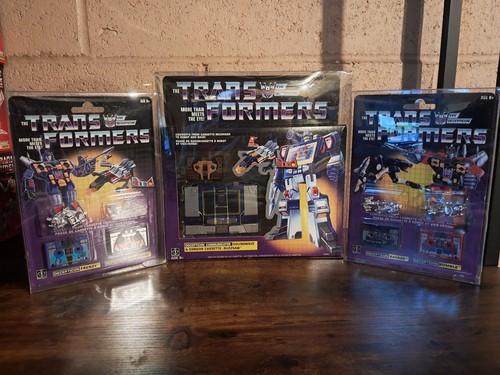 Transformers G1 Soundwave Reissue mit Rumble Frenzy Ravage Laserbeak Case