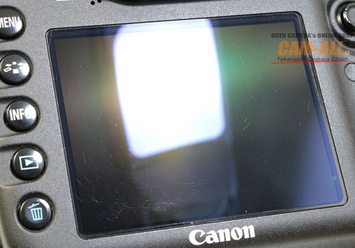 Canon EOS 7D Black Digital Camera (Body Only) - Picture 15 of 17