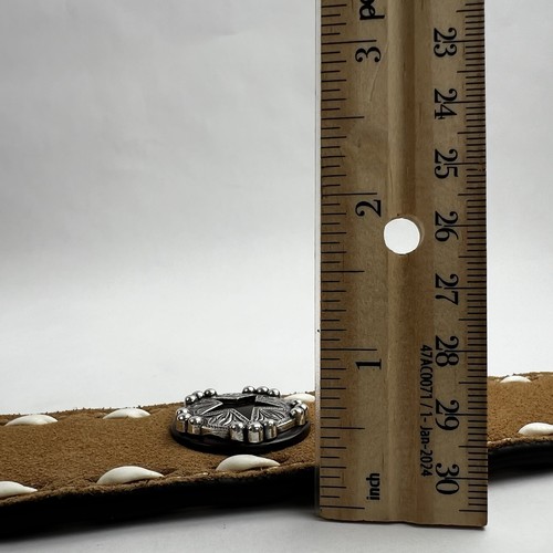 NOCONA Cinturón Cuero Occidental Para Hombres 40 Conchos Grabado Plata Pin Hebilla Marrón Tostado - Imagen 23 de 24