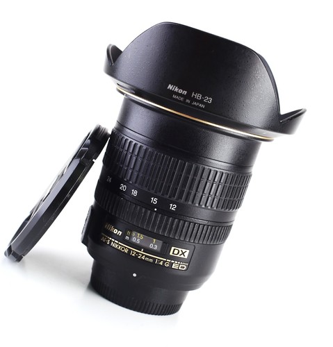 Nikon AF-S 12-24mm F4 DX ED Autofocus Zoom Lens F&R Caps & Hood for DLSR's
