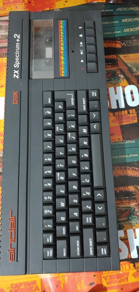 Sinclair ZX Spectrum +2 (8-bit classic) DEFEKT (?)
