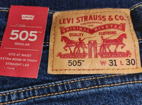 NUEVO Pantalones de mezclilla Levi's 505 para hombre 31x30 pierna recta calce regular - Imagen 2 de 6