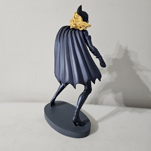 Warner Bros. Batman & Robin Alicia Silverstone Batgirl 13" Statue DC Comics - Picture 5 of 9