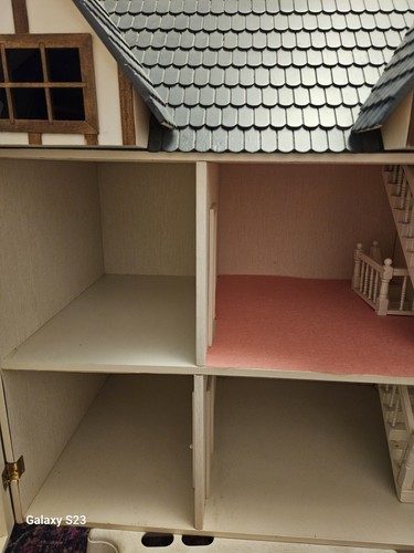 Tudor Style Doll House - Picture 2 of 6