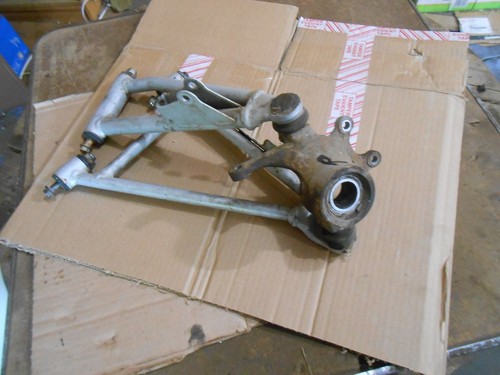 Arctic Cat 500 07 2007 FIS atv right front spindle a arm axle bearing carrier