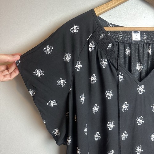 Old Navy Women's Size M Black Floral Boho Dress Tassel Tie Flutter Sleeve NWT - Picture 3 of 13