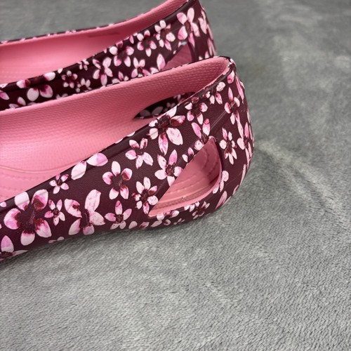 Zapatos planos de ballet Crocs para mujer talla 8/9 rosa floral sin cordones cómodos - Imagen 4 de 13