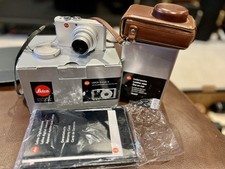 Leica D-Lux 3 10.2 MP Digital Camera-Silver-Leather case-Boxed-Battery-pls Read