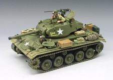 King Country DD092 WW2 D-Day US Olive Drab M24 Chaffee Tank Military Vehicle