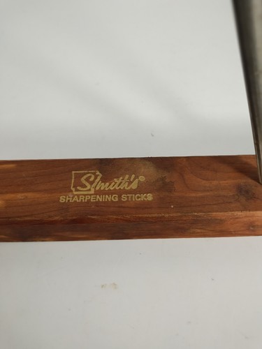 Vintage Smiths Sharpening Sticks Ceramic Rods Knife Sharpener - Picture 2 of 4