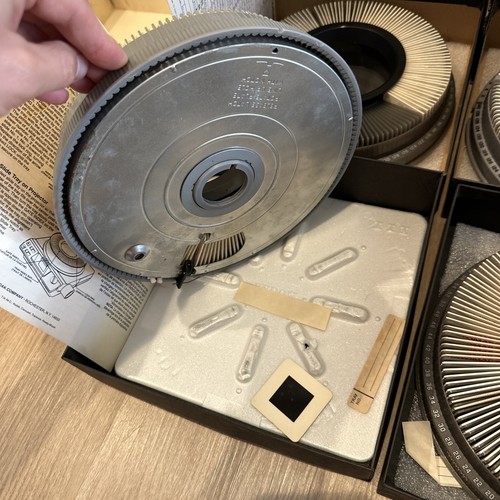 Lot of 4 boxes Kodak Carousel Transvue 140 slide tray with original boxes - Picture 4 of 20